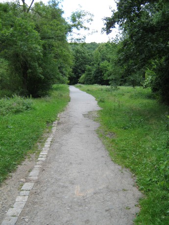 Tudy do Tichého údolí