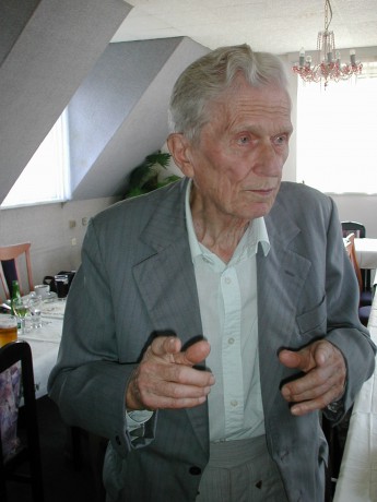 05 Pan učitel Platil